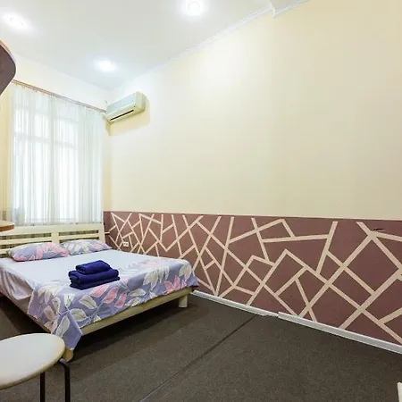 Mini-hotel In The Heart Of אורחן קייב