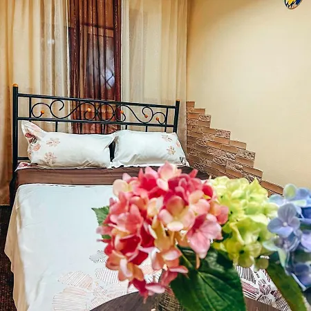 אורחן Mini-hotel In The Heart Of קייב