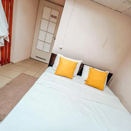 Mini-hotel In The Heart Of קייב